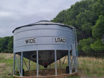 Jaeschke Field Bin