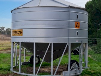 2019 Ahrens 30 Tonne Field Bin