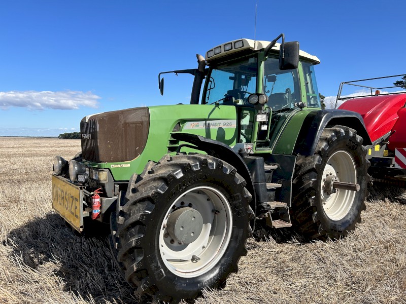 2004 Fendt 926 Tractor