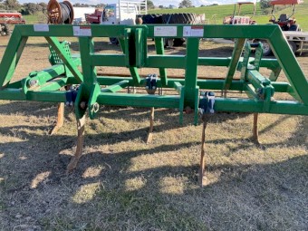 Kline 5 tyne deep ripper 