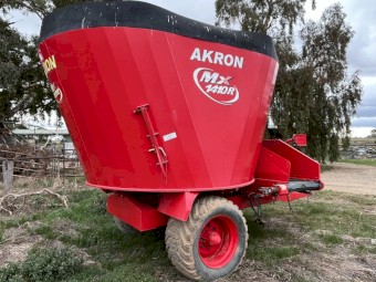 Akron Mixer Wagon