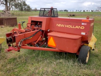 New Holland 570 Small square baler