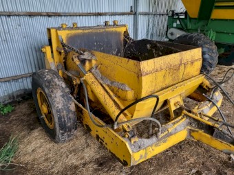 Britstand Scoop /Scraper