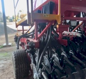 Duncan 30 Trailing Disc Seeder