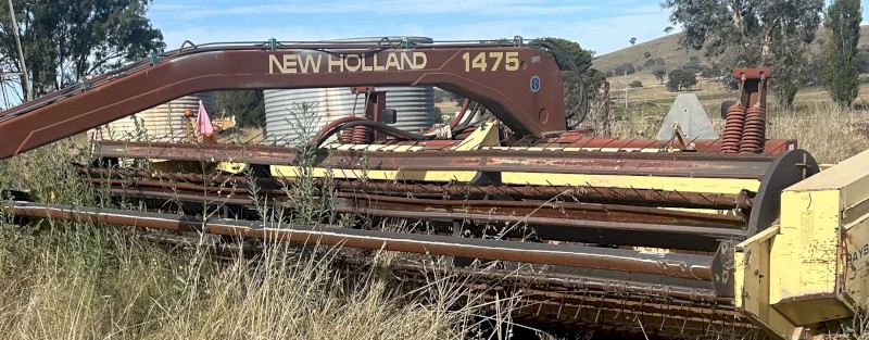 New holland mower 1475 conditioner 