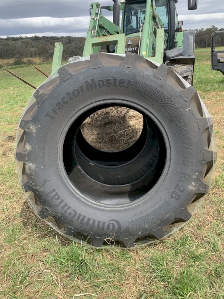 Continental front tyre 540/65 R28