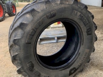 Continental front tyre 540/65 R28