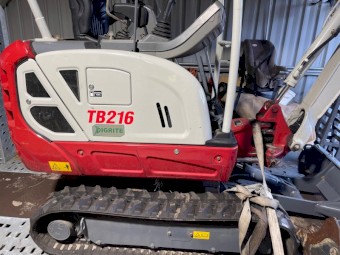 Takeuchi TB216 low 82 hrs