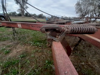International Scarifier 