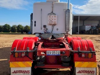 2007 Frieghtliner Columbia Prime Mover
