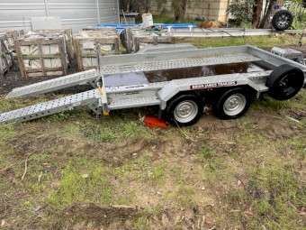 Trailer 3500 kg machinery Brian James Cargo 2