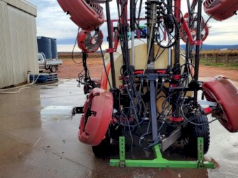 Croplands 4000L 2-row Fungicide / 3-row Herbicide Vineyard Spray Unit