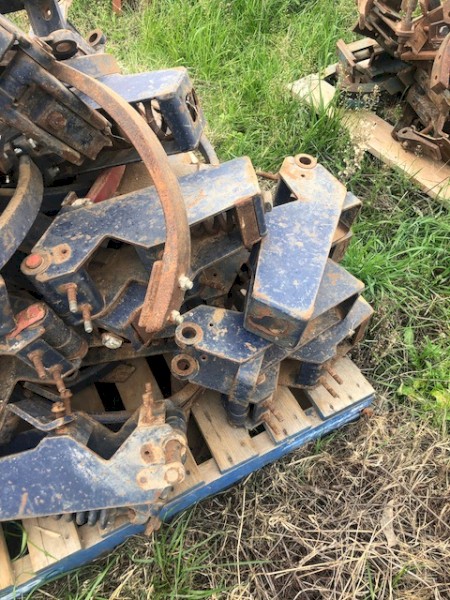 Morris chisel plough tyne holders, springs, sundry parts