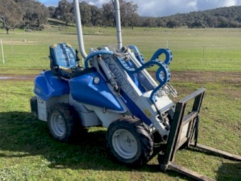 2005 Multi-1-Loader