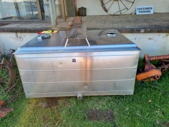 Square Stainless Steel Milk Vat - 950 Litres
