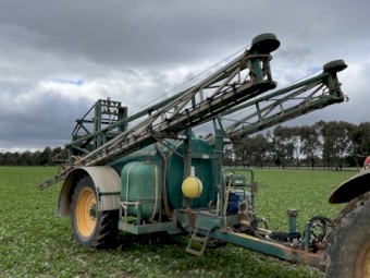 2004 Goldacres 5030 Prairie Boomspray