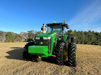 2017 John Deere 8370r tractor