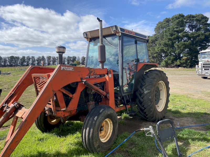 Zetor 8111