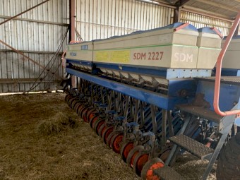 Bauer Metasa Disc Seeder SDM 2227