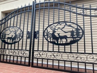 Farm gates