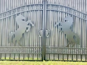 Farm gates