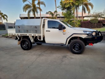 2018 Toyota Hilux SR 4x4 2.8 D-4D Single Cab Ute
