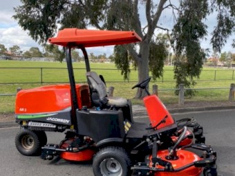 Jacobsen AR3 Ride On Contour Mower (Kubota Engine) - Great Condition
