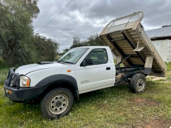 2014 Nissan Navara Dx (4x4) 5 Sp Manual Ute, Tipping Tray