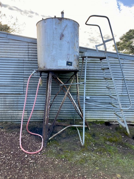 Diesel tank 