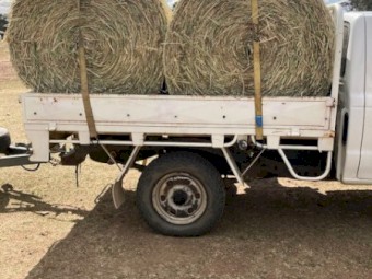 Prime 4*4 Oaten Hay -24 load body truck