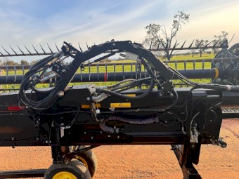 John Deere Macdon 1435 XL Front