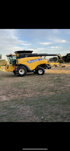New Holland 8090