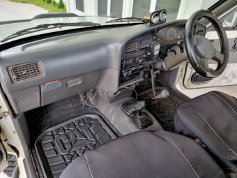 1994 Toyota Hilux LN106 