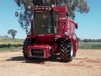 Case 2166 Header with 1010 Front