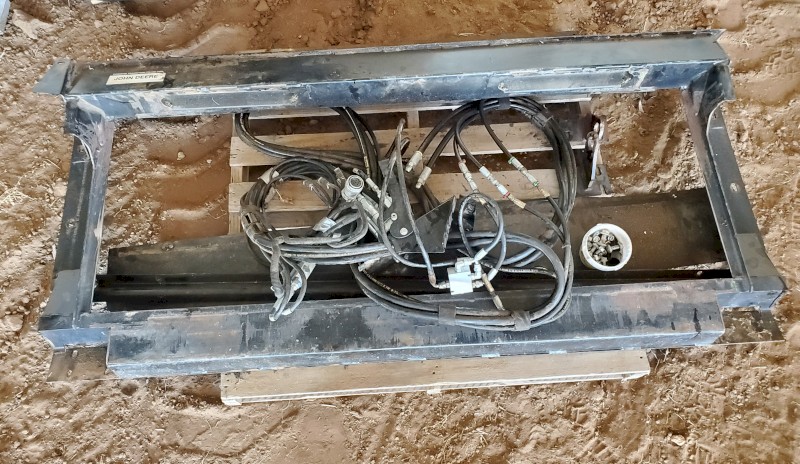 Macdon FD75 Adapter to suit John Deere S790