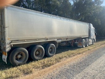 Lyonhaul 36' X 6' Tipper Trailer