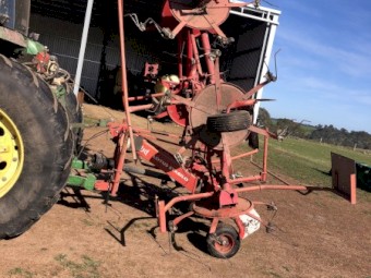 Lely Tedder Hay Rake