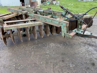 Shearer offset disc