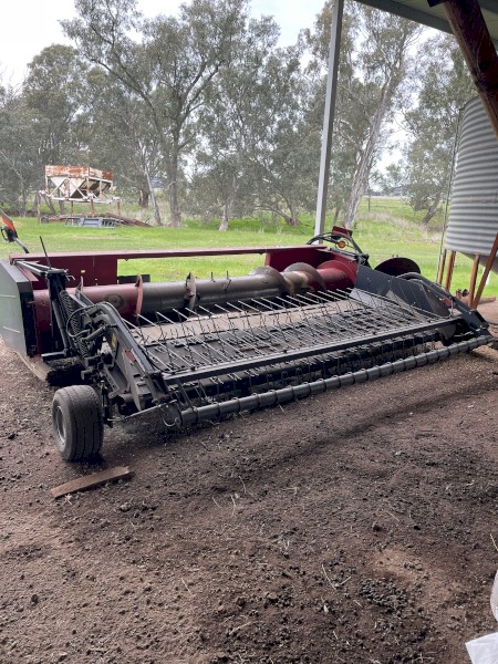 2015 Case IH Canola Pickup Front