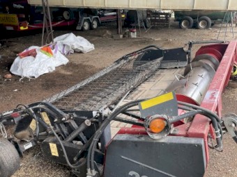 2015 Case IH Canola Pickup Front