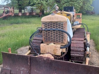 Oliver Cletrac Dozer