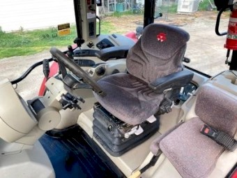 Massey Ferguson 6712S Tractor with Loader