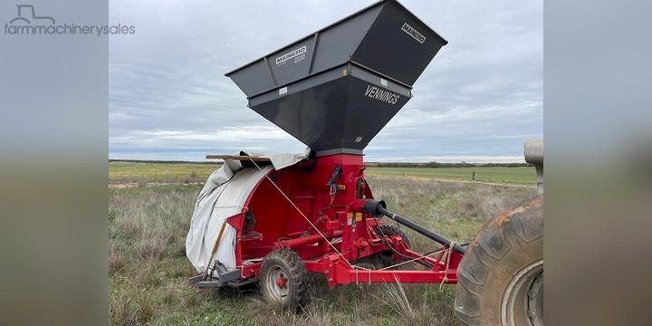 Mainero 2230 Grain Bag Loader + 3 Bags and 12v Sealing Machine