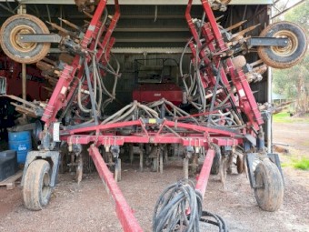 CASE PTX bar and 2180 Bin 6000 litres