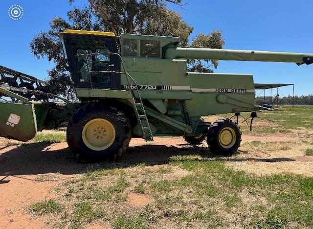 John Deere 7720 4WD