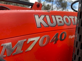 Kubota M7040 Tractor