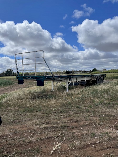 Flat Top Semi Trailer
