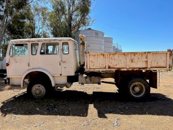 Acco Inter 1800 Farm Truck 4wd tipper