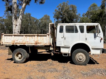 Acco Inter 1800 Farm Truck 4wd tipper