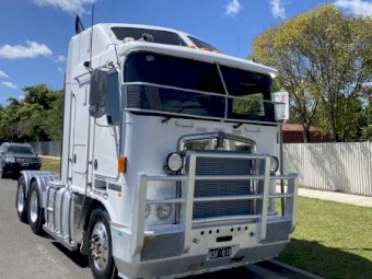 Kenworth K104